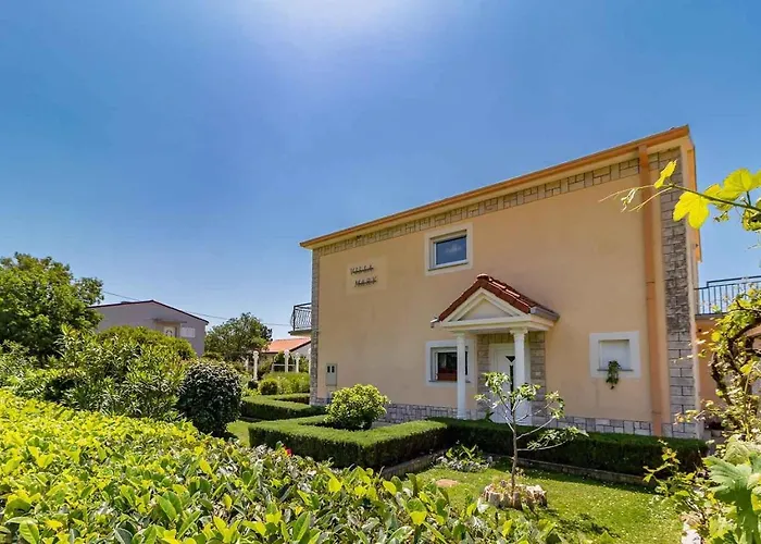 In 33199 Villa Jadranovo