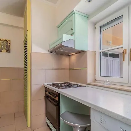 Villa In 33199 Jadranovo